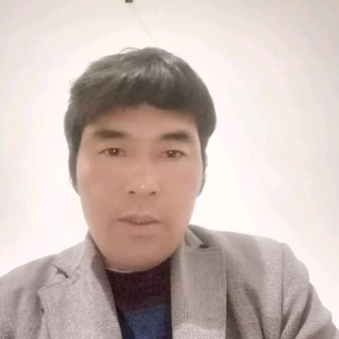 黄计华