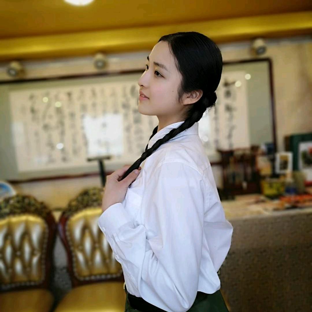 上学咯，清同学