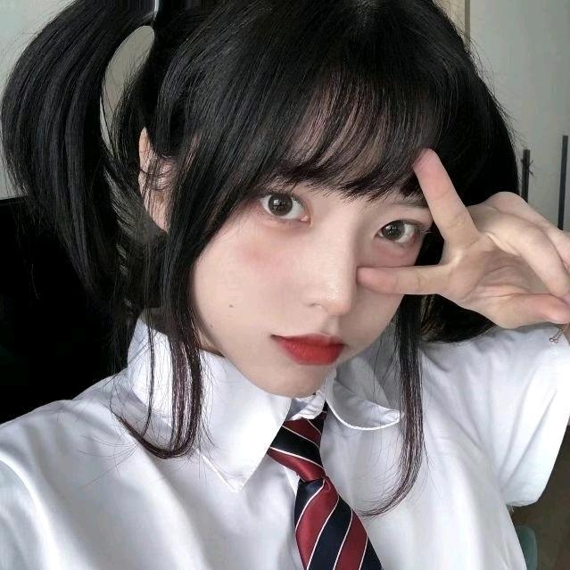 绿舌头很Q
