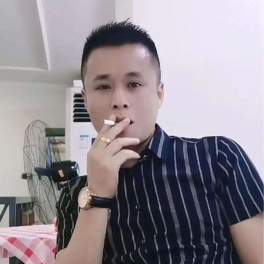 觉醒让人痛苦，而爰让人完整。（天蝎）
