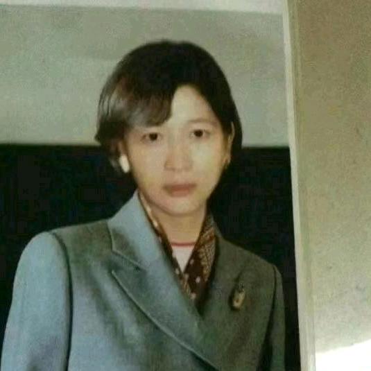 依旧