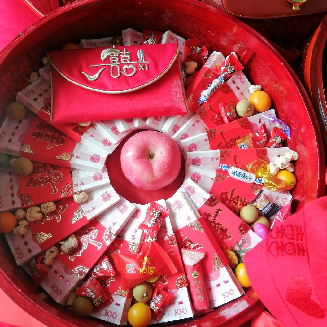 淡然一笑，，，，，，，