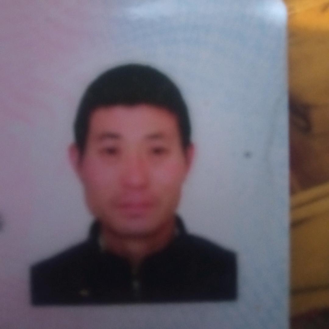 寻找一个爱我一辈子的女人。