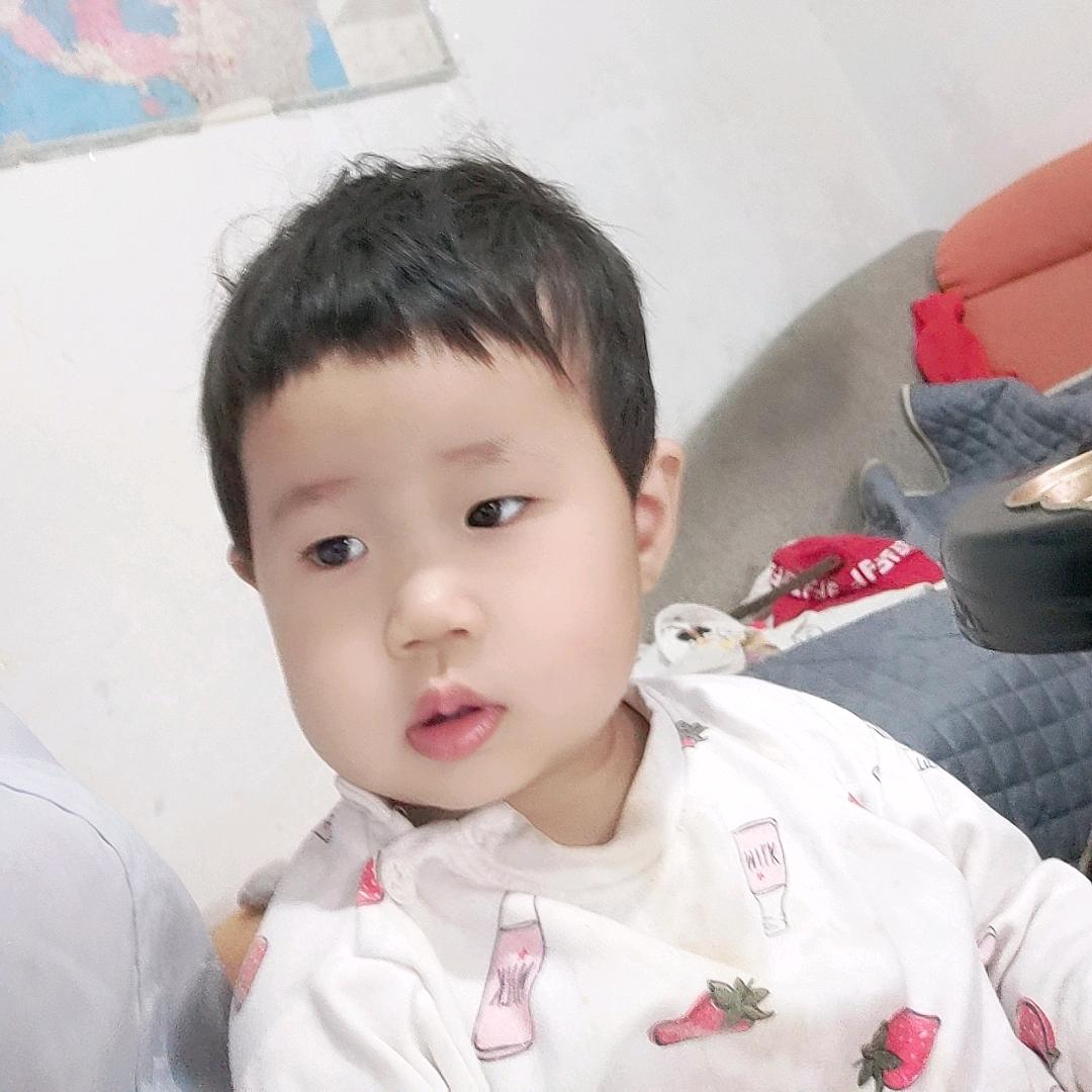 三个孩子的宝妈，拒绝连赞