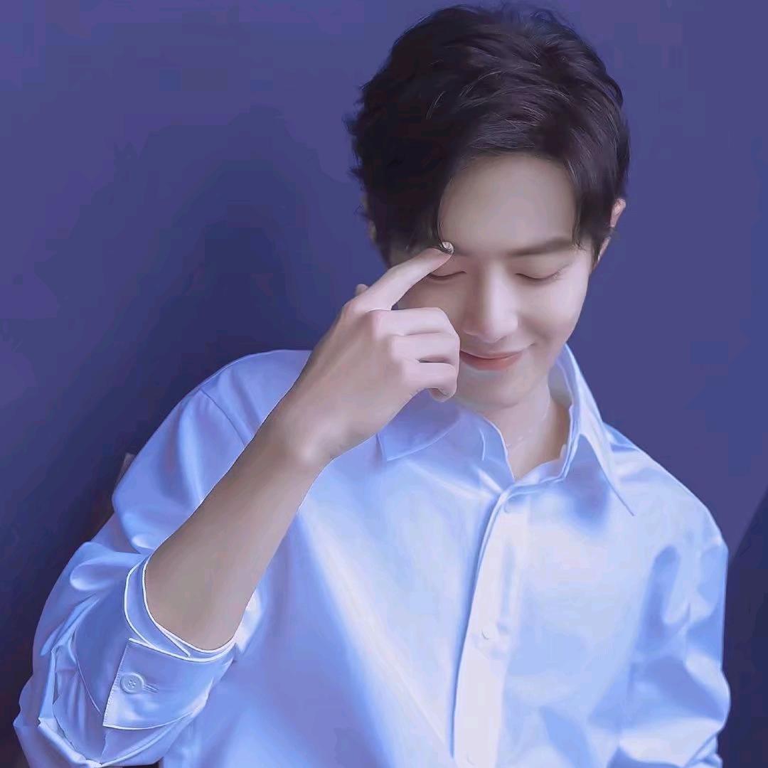 唯爱战战💕💕