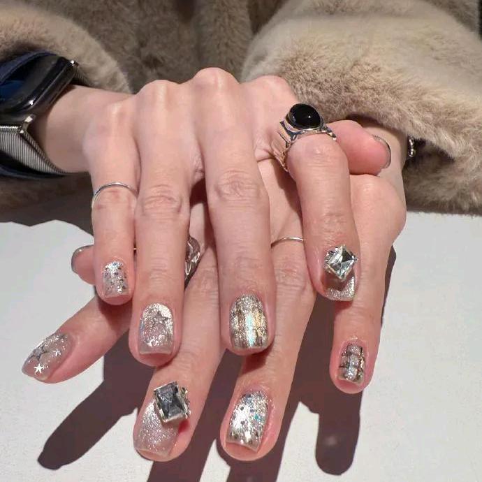 乔雅造型💅🏻洁 洁
