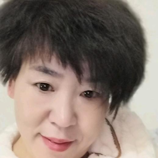 单身张姐漂泊在外地。