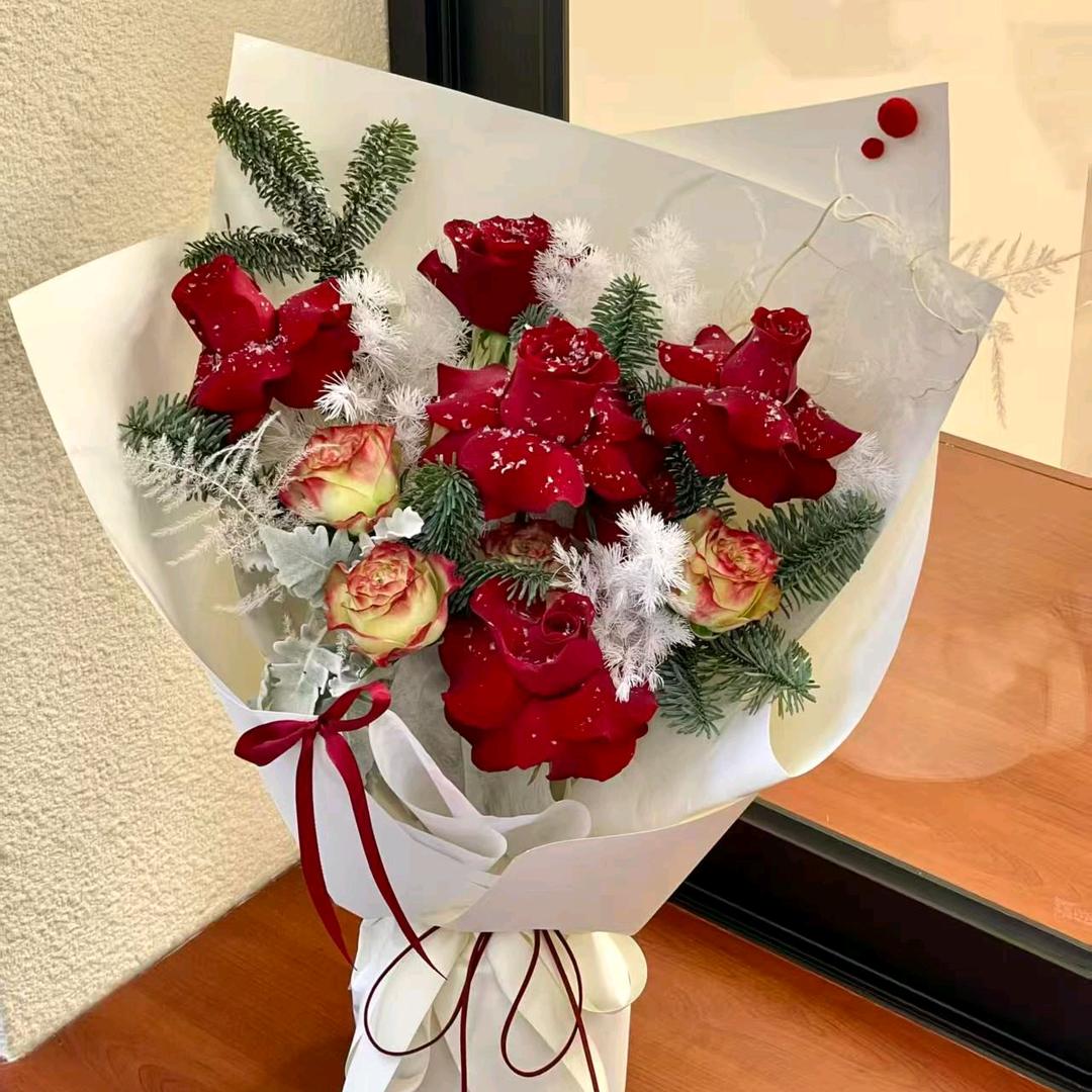 广饶依琳花艺.花艺师娟姐（鲜花绿植）