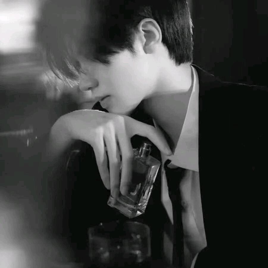 ☾⋆᭄ l♡vE 龙⚝℡