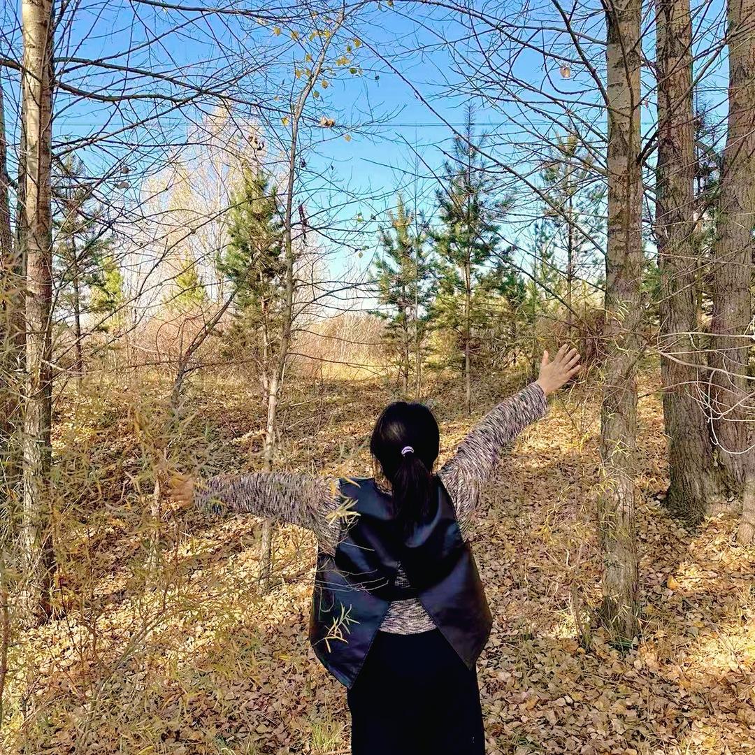 爱亲嘴的脆弱女孩