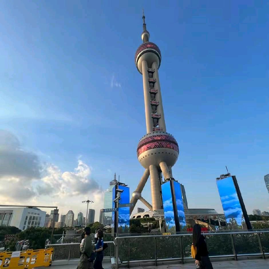 有缘千里来相会，无缘对面不相逢