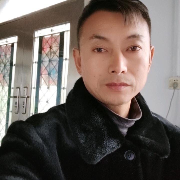 卖吉他，教吉他