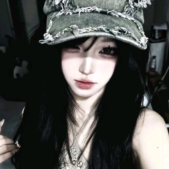 小妍不吃盐 ᩚ