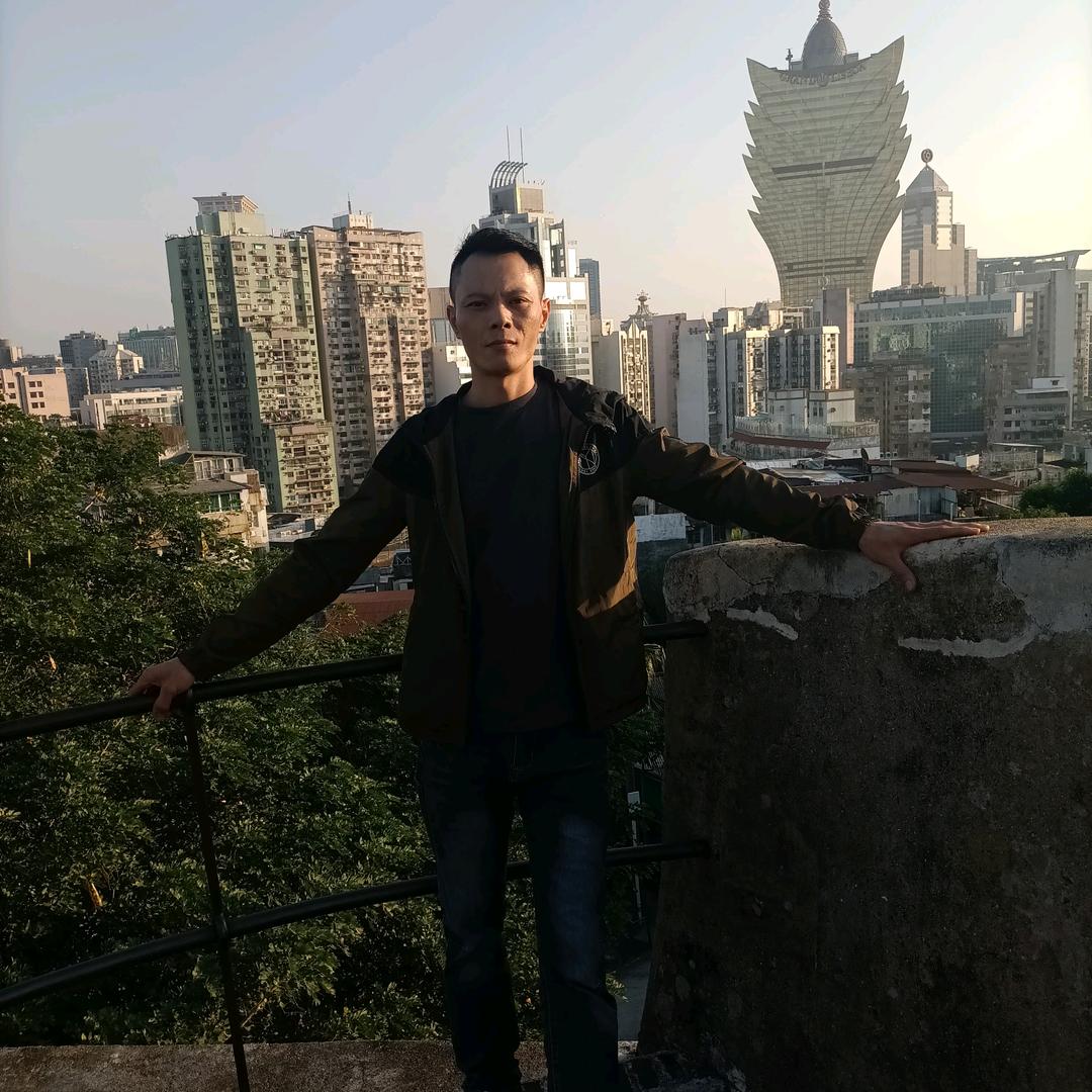 董国良