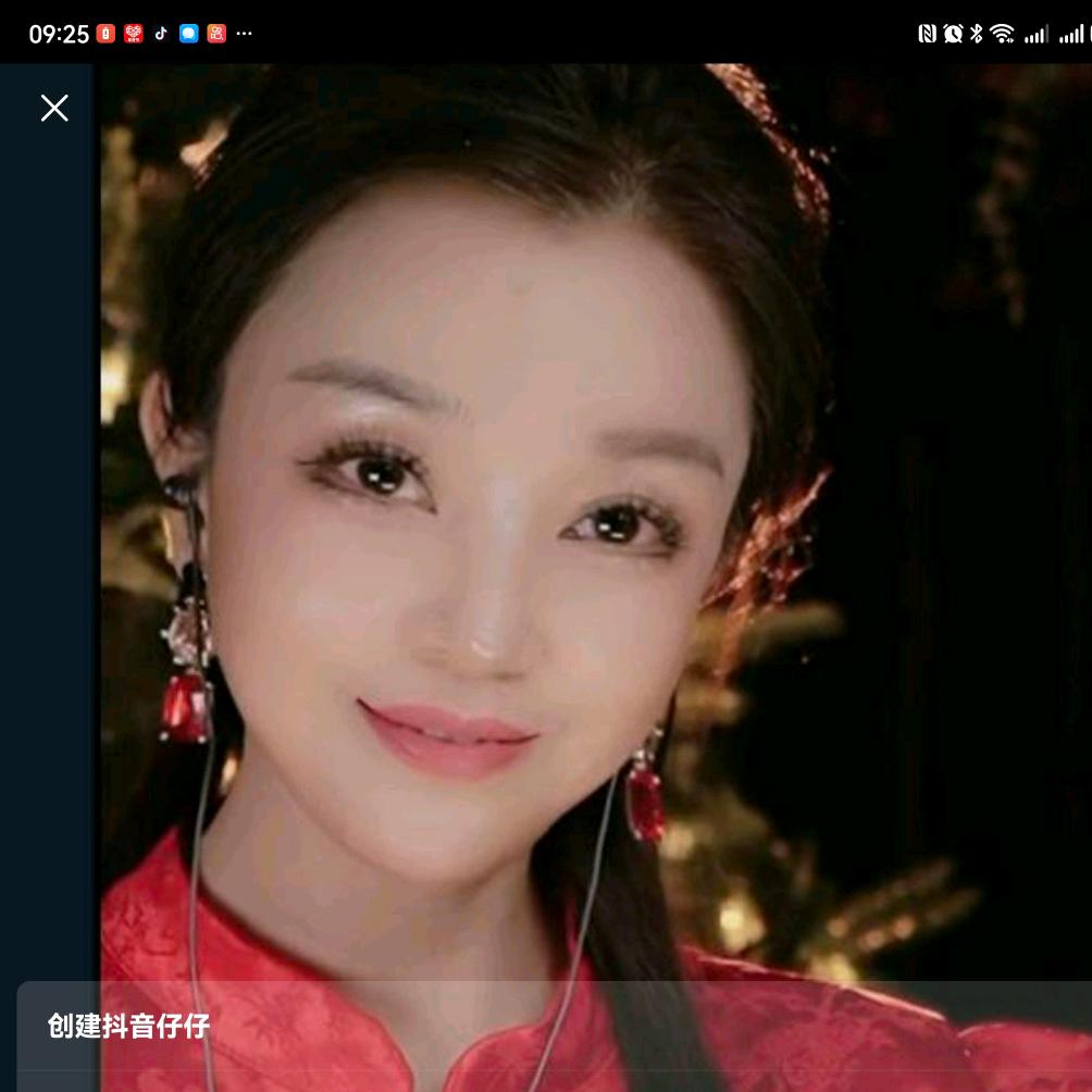 婧妍（东方歌舞团）