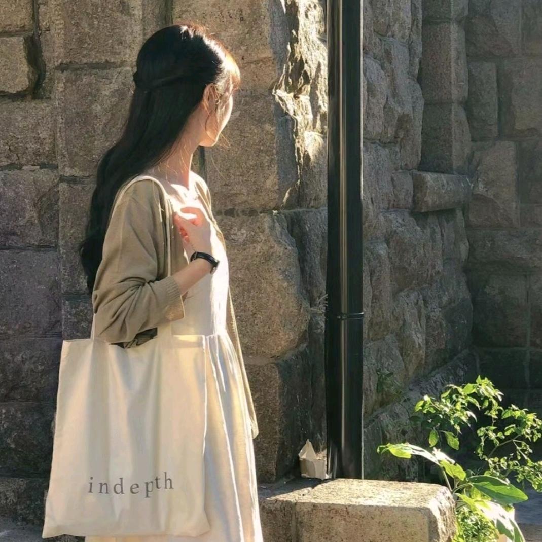 .乔妹.