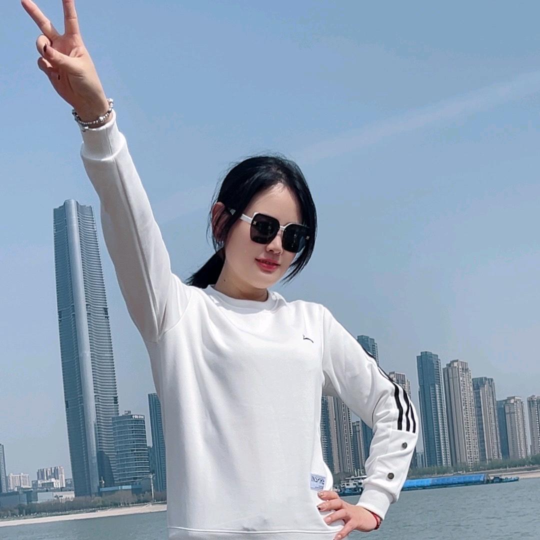 娜个小姐姐😍😍