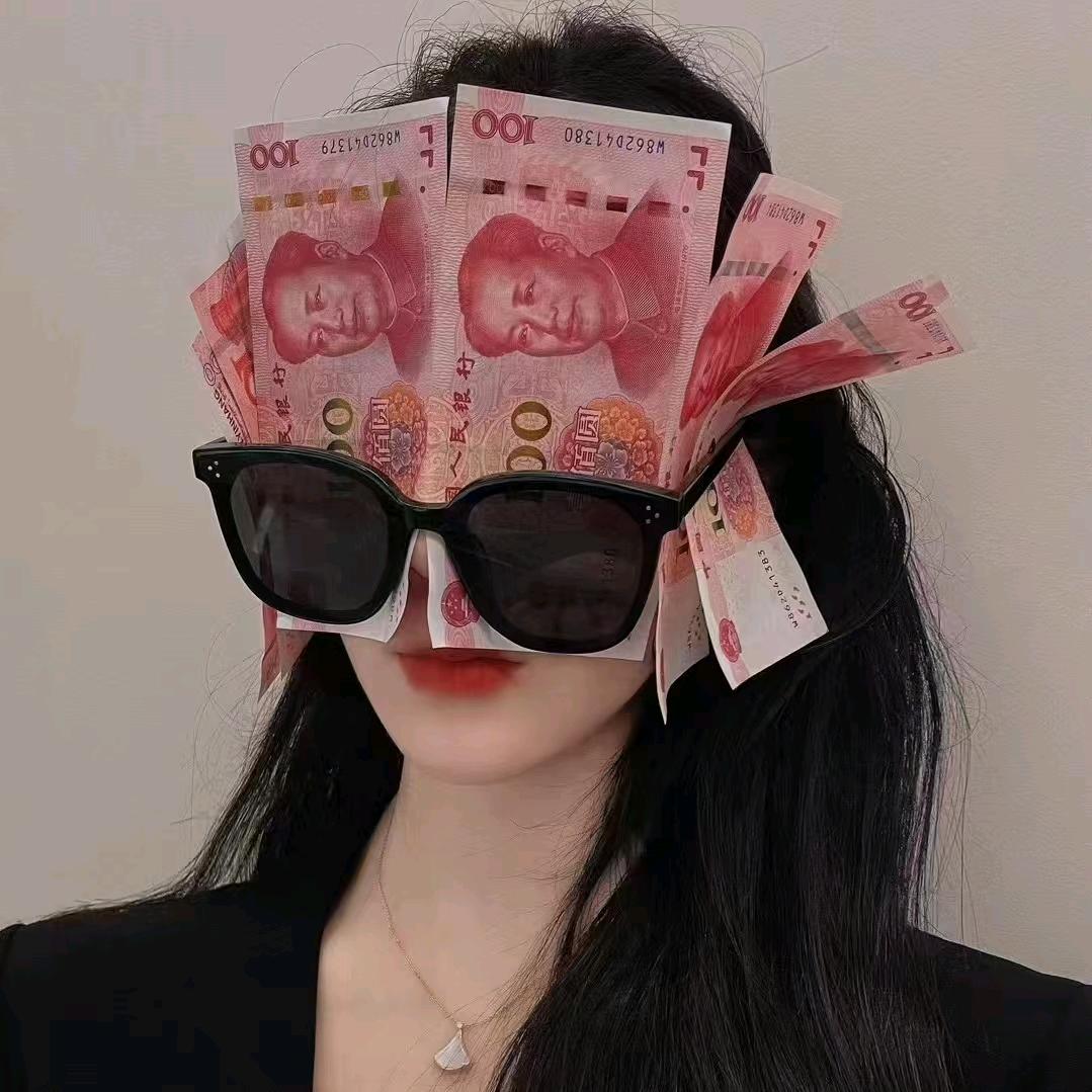 笑一下呀