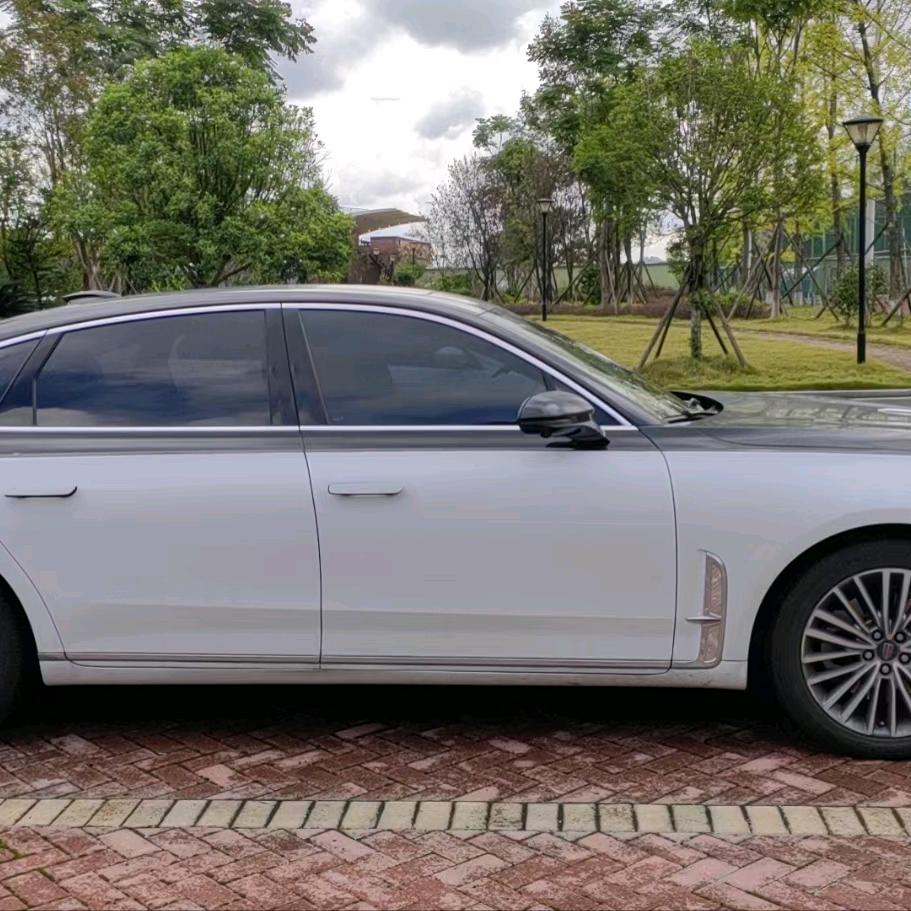 聚源兴二手车行