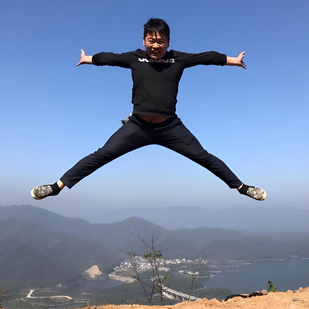 庆斌爱钓鱼