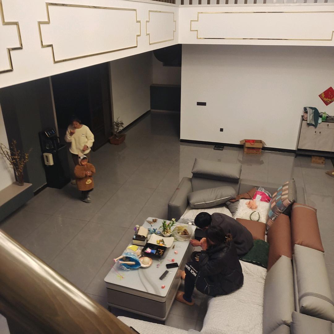 王华&