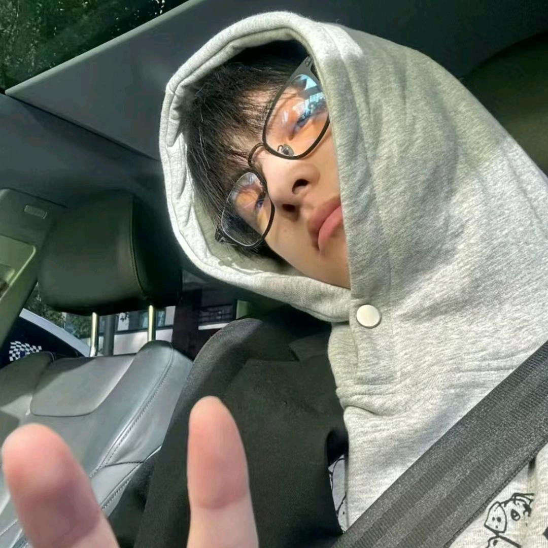雷杰多奥特曼
