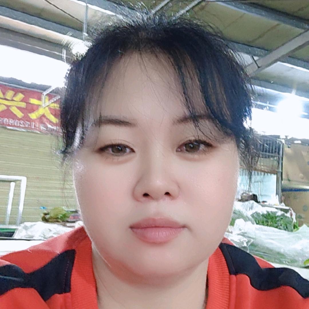 开心的小妞