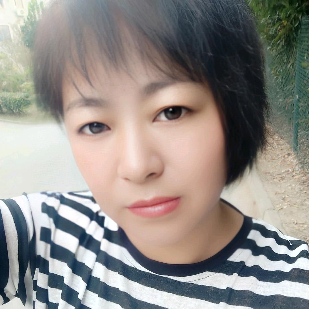 吴新英