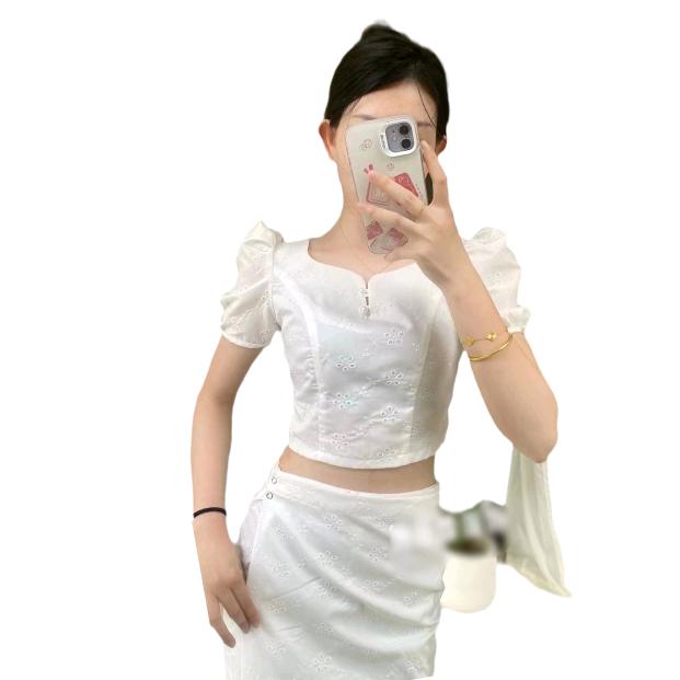 芸姐姐（新号，助力，涨粉中）