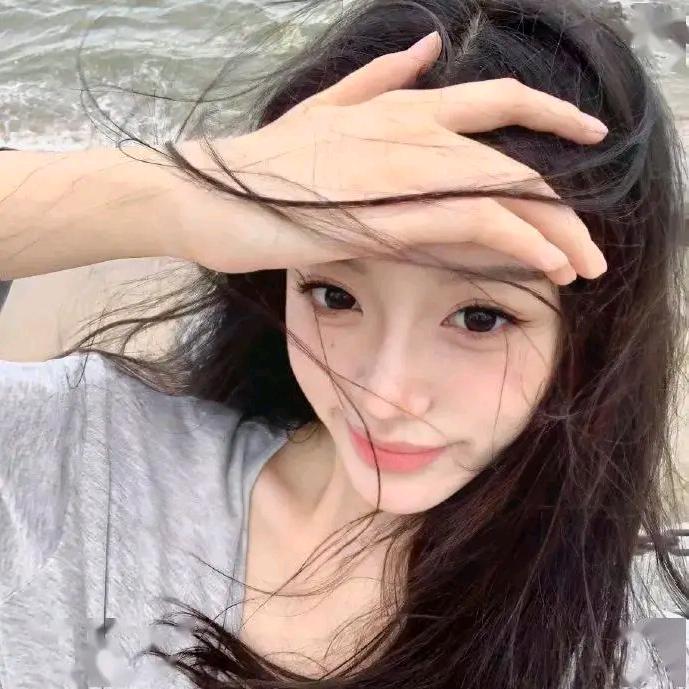 萱.