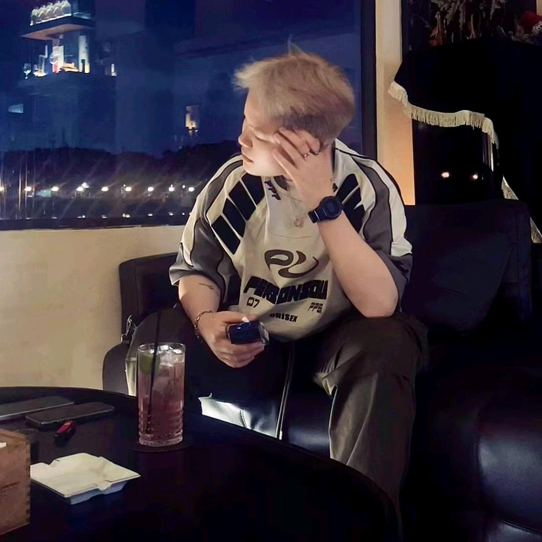 不会游泳的西鱼