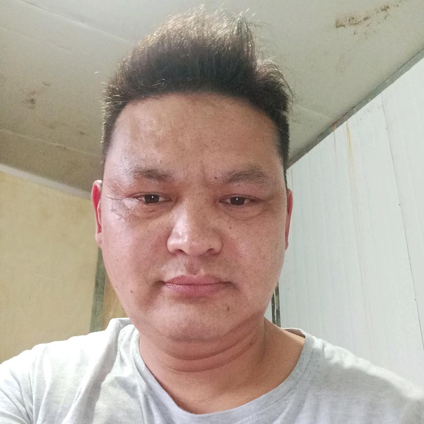 闫红昌出租架