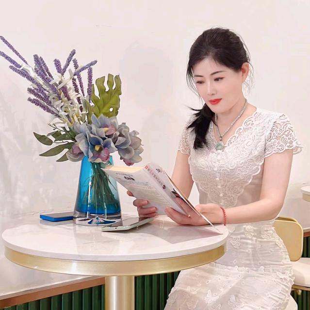 玲玲
