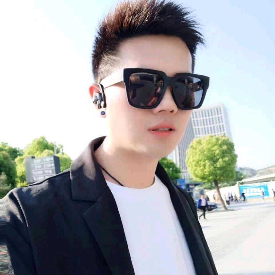 轮滑小毅
