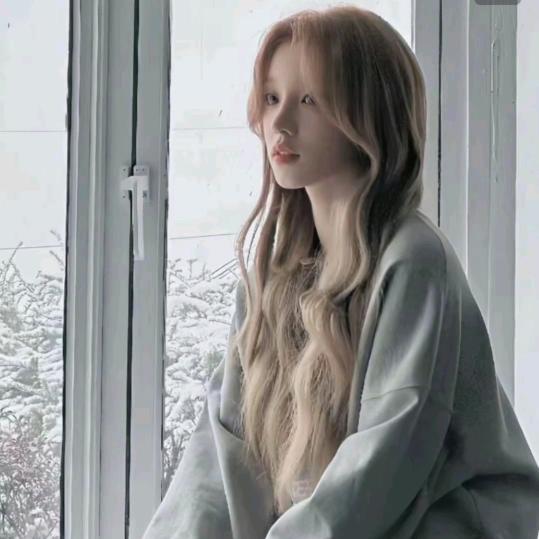 林念初.