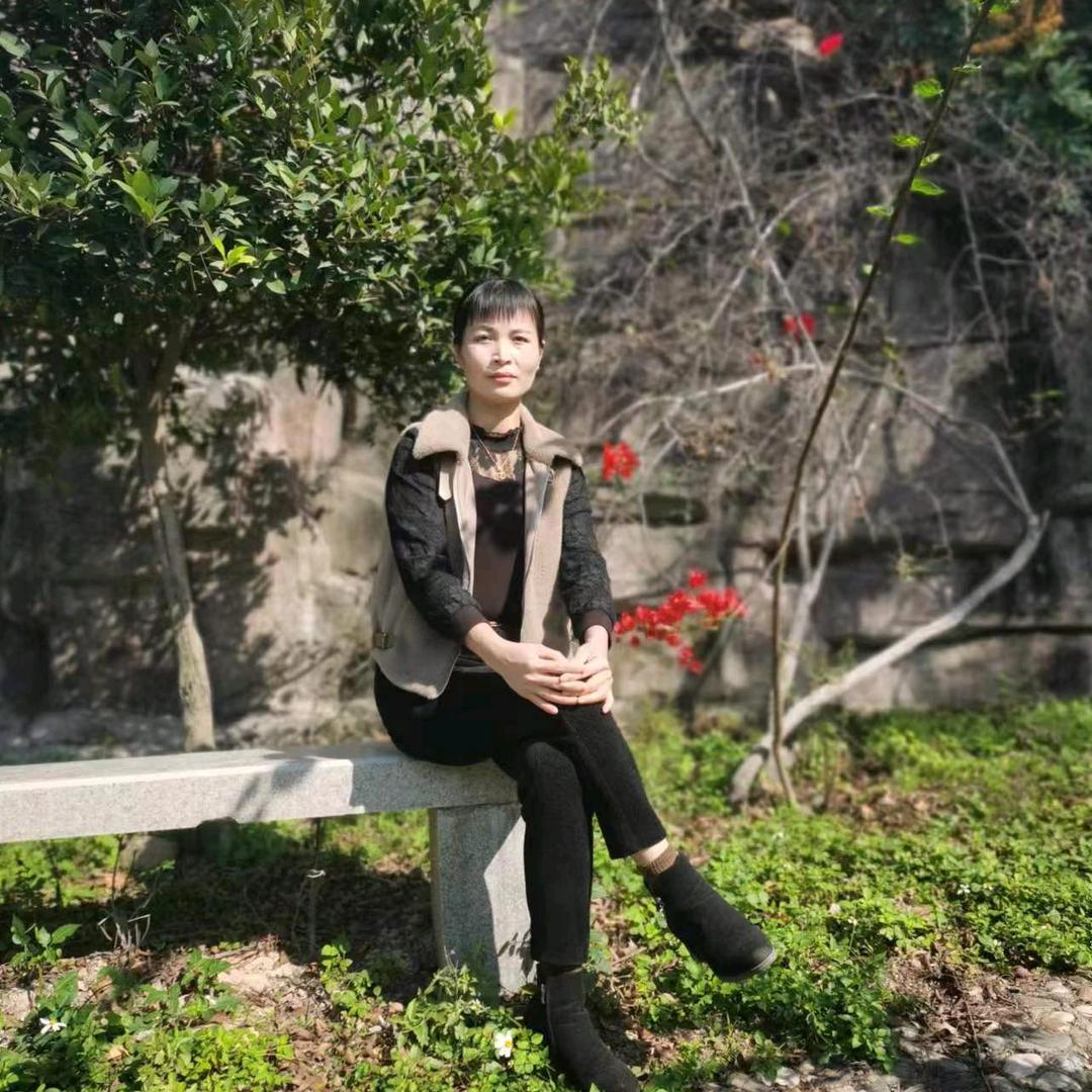 李丽双