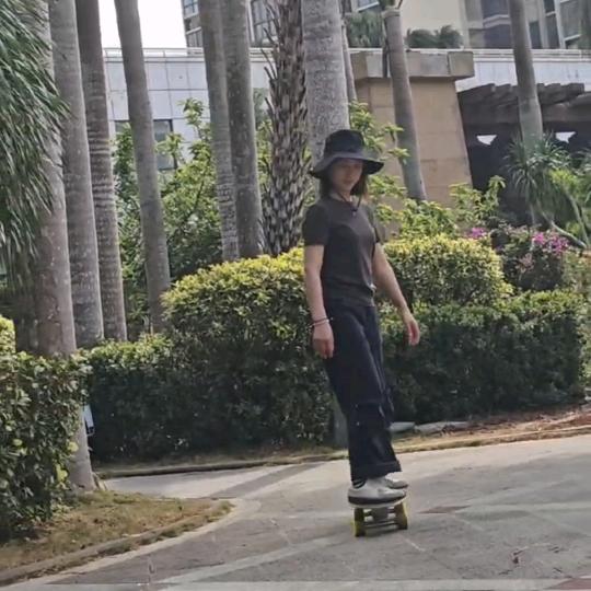 右耳