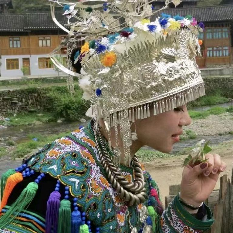 专业肩颈按摩   修脚《长年招学员》