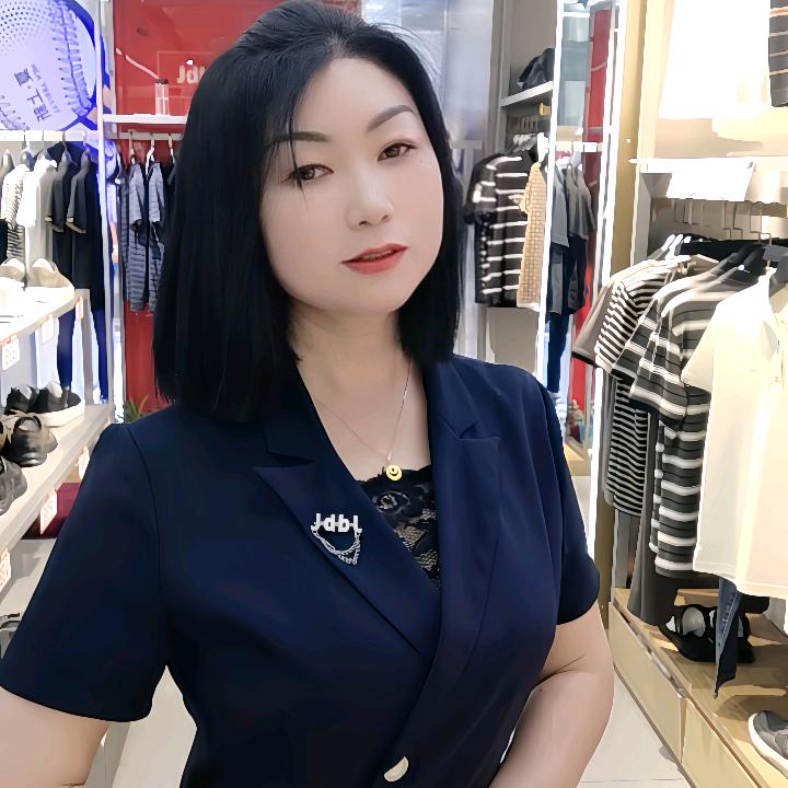 芳芳吖（纪宝世家）