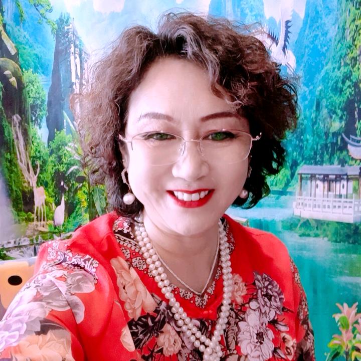 华华（首播早7点18分）