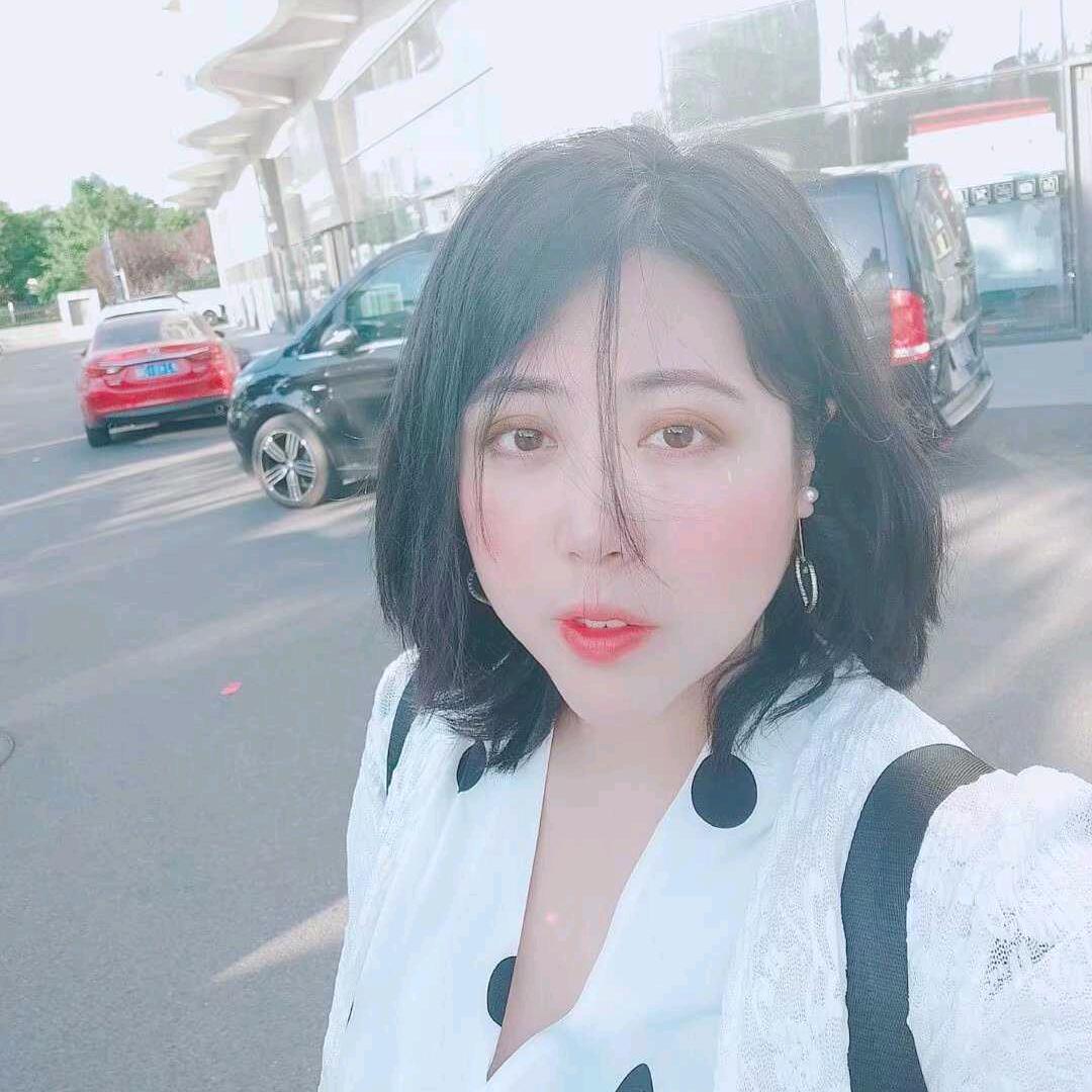 粥小碗儿爱游玩