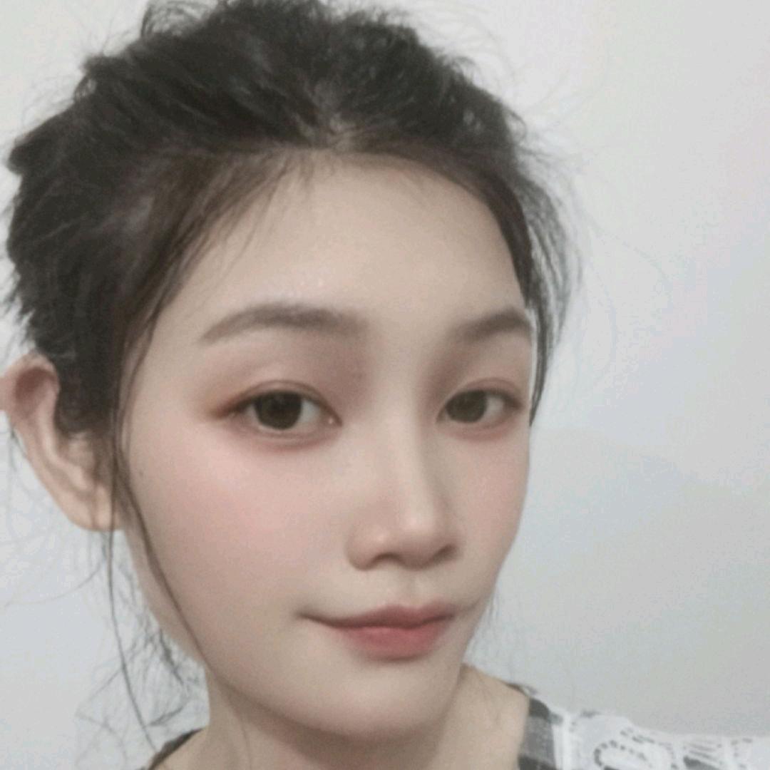 李总（勇敢做自己）