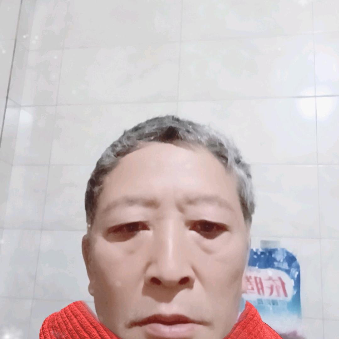曾安龍
