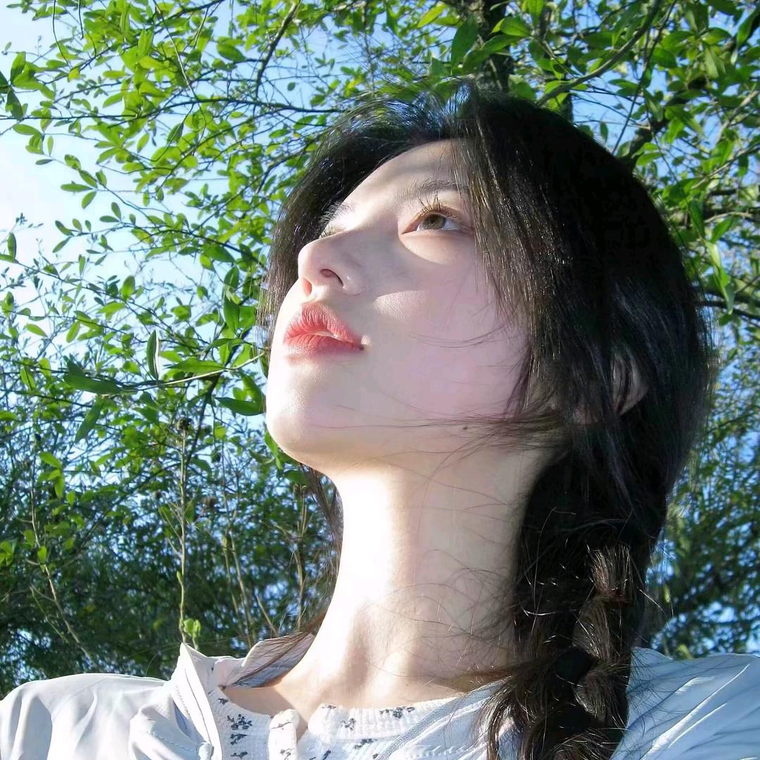 春野樱里.