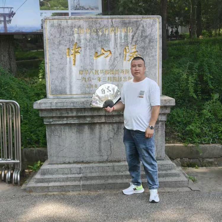 温玉昆