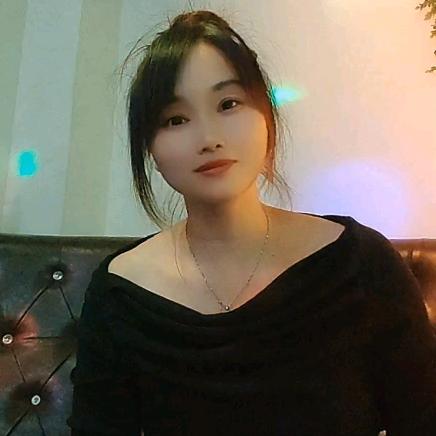 小霞吖💕
