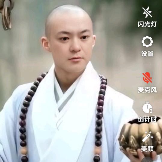 愿做佛前一朵莲