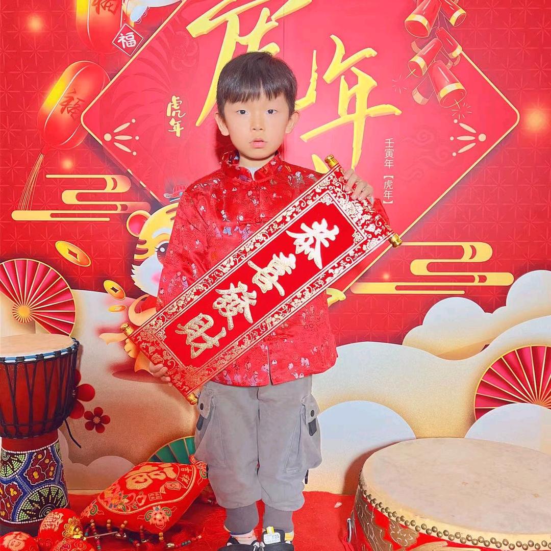 指着心脏说胃疼……