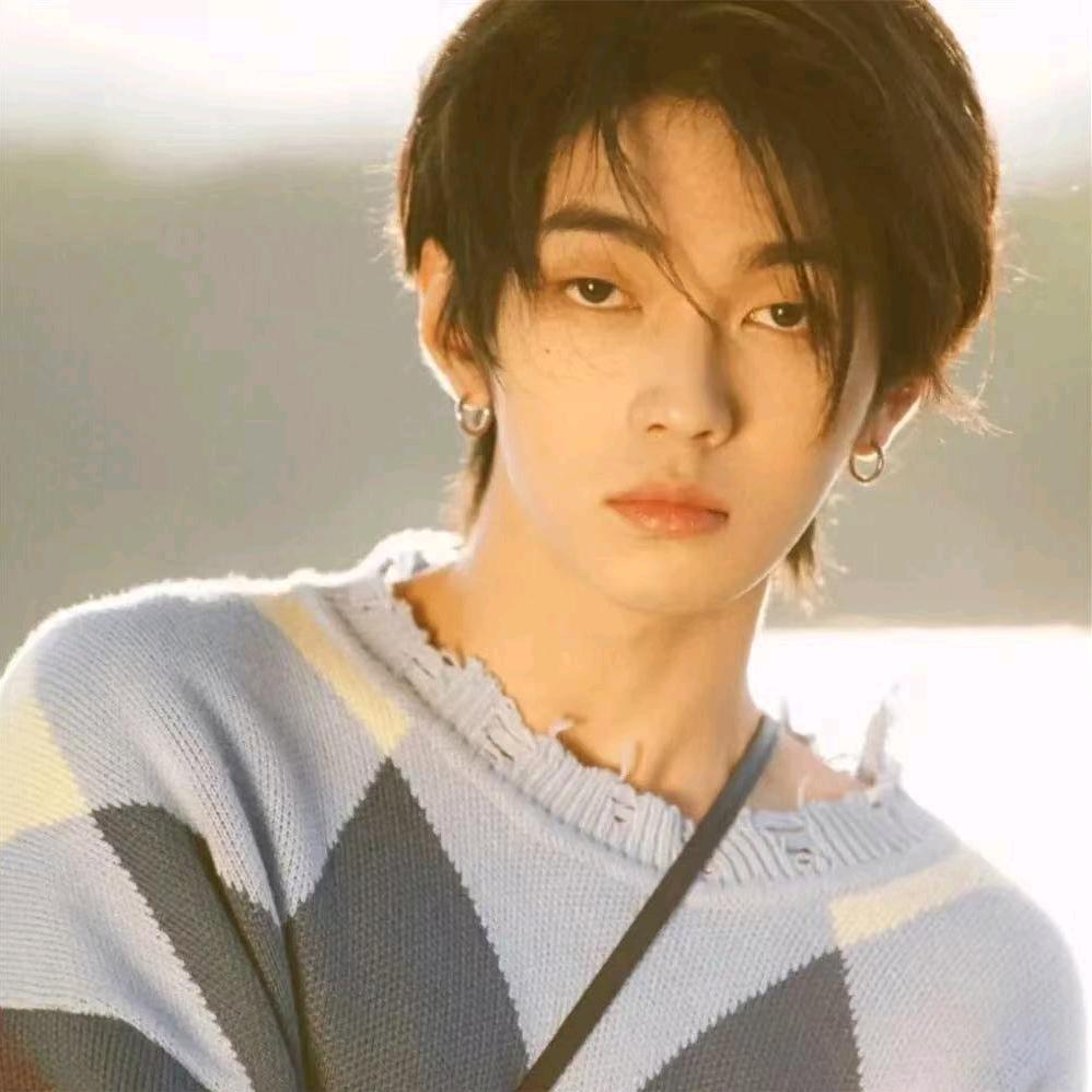 云