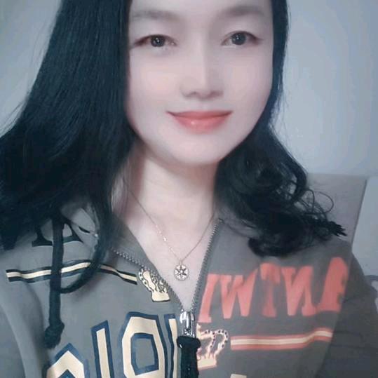 爱笑的女人